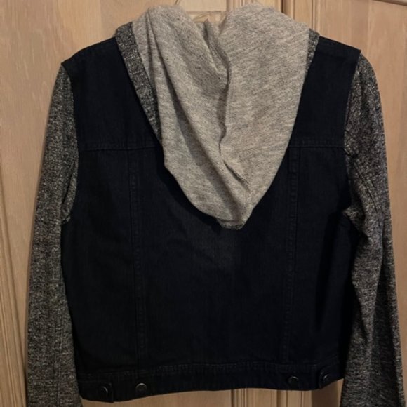 Denim and Knit jacket - Picture 3 of 7